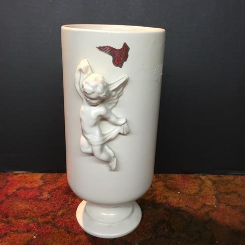 Redwing Vase (1 of 1)