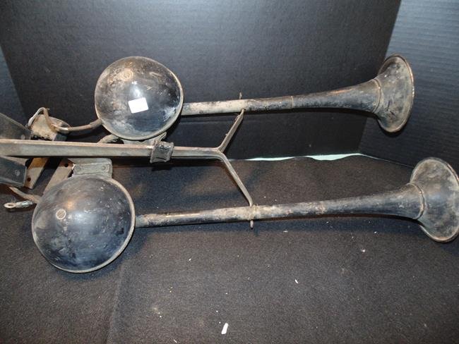 Vintage Horn (1 of 1)