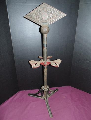 Luther Line Tool Grinder Store Display (1 of 3)