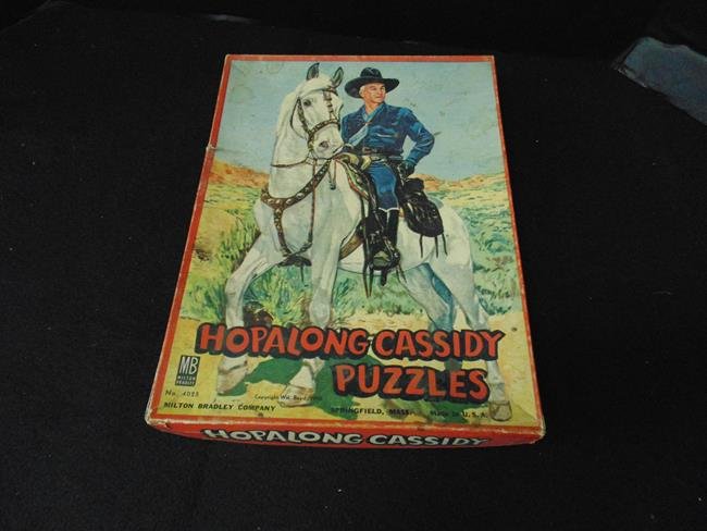Hopalong Cassidy Puzzles: Milton Bradley Company 1950 Hopalong Cassidy Puzzles. 3 complete puzzles in the box.