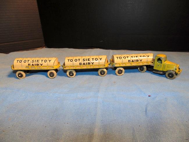 Tootsie Toy Dairy Truck & Trailers (1 of 3)