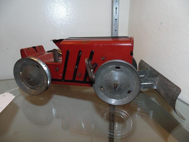 Marx Tin Litho Wind Up Tractor with Plow (1 of 1)