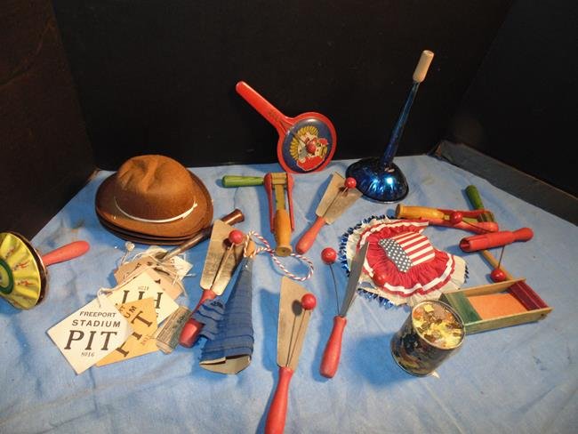 Noise Makers (1 of 1)