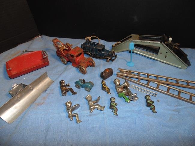 Arcade Tow Truck & Others (1 of 2)