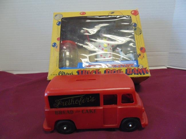 Freihofer Bread Truck and Trick Clown Bank (1 of 3)