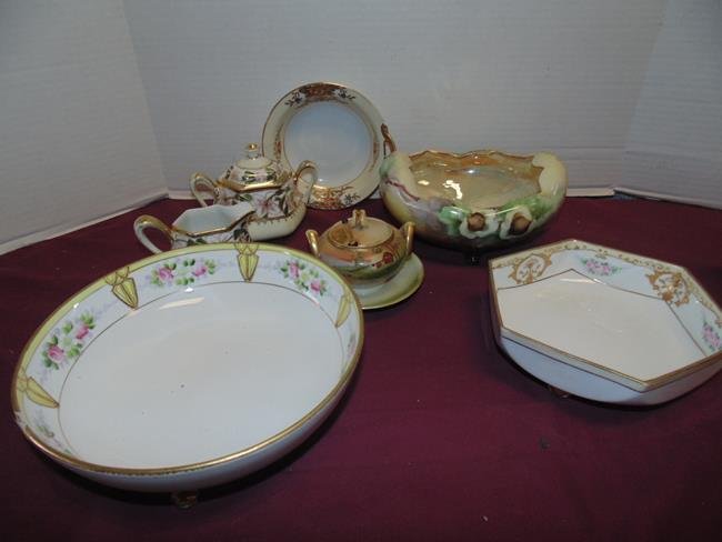 Nippon: Group of Nippon and Noritake china.