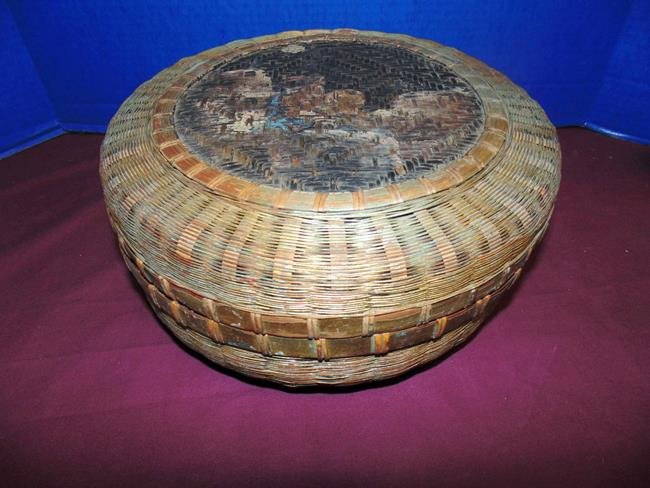 Native American Sewing Basket (1 of 2)