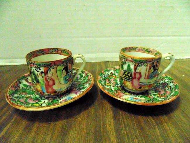 Rose Medallion Cups & Saucers (1 of 1)