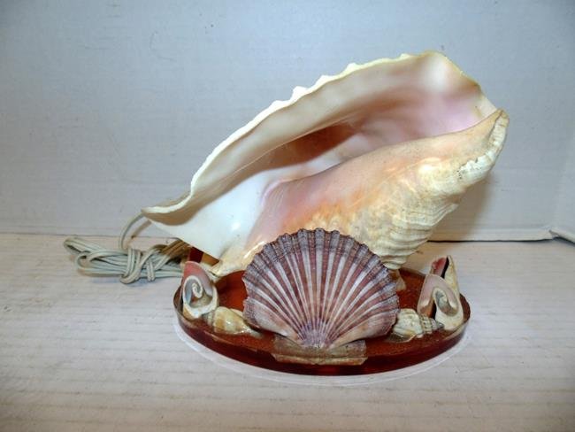 1950's Shell TV Lamp (1 of 1)