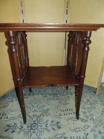 Mahogany Spindle Side Lamp Table (1 of 1)