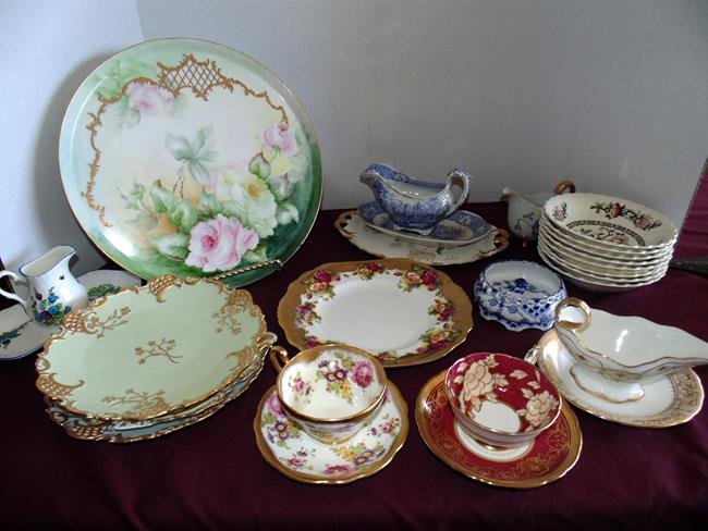 Dresser Trays, Pitchers, etc. (1 of 5)