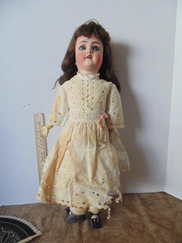 Simon & Halbig  Bisque Head  Doll (1 of 3)