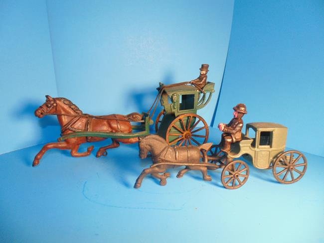 2 Horse Drawn Cast Iron Carriages (1 of 3)
