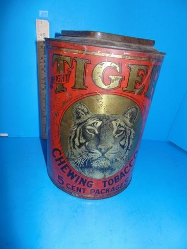 Tiger Chewing Tobacco Store Display Tin (1 of 5)