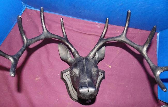 Cast Iron Deer Head (1 of 1)