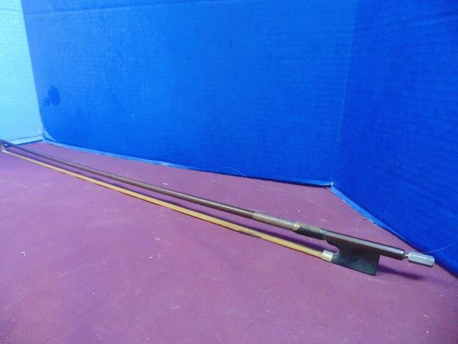 Ruth - Glasser Violin Bow (1 of 3)