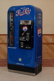 Pepsi Cola VMC dispensing machine, blue, restored,: Pepsi Cola VMC dispensing machine, blue, restored, 58.5"h X 27"w X 18"d