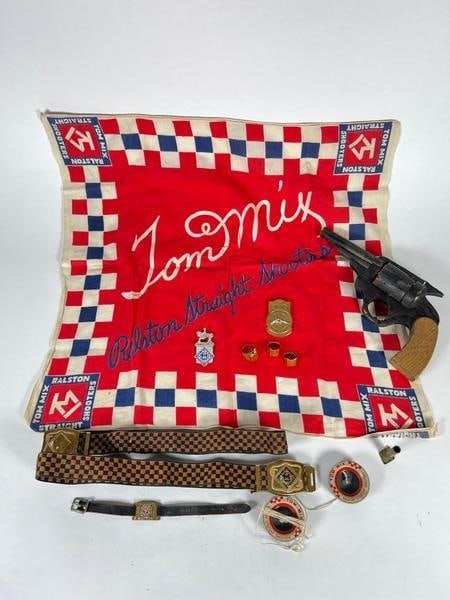 Tom Mix Straight Shooters Lot (1 of 4)