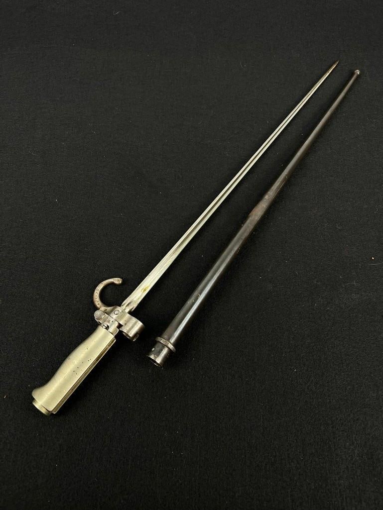 French Lebel Bayonet (1 of 4)