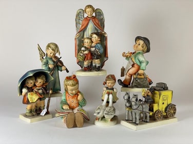 Hummel 8 Piece Figurine Lot