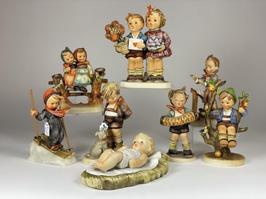 Hummel 8 Piece Figurine Lot