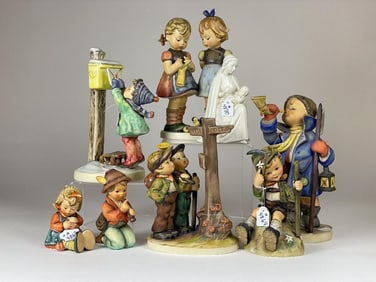 Hummel 8 Piece Figurine Lot