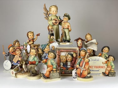 Hummel 17 Piece Figurine Lot