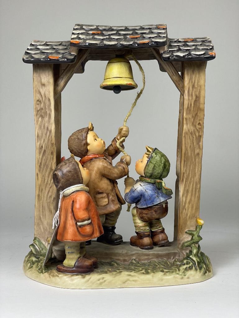 Hummel Figurine (1 of 8)