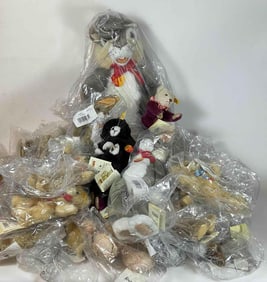 Large Miscellaneous Steiff Teddy Bear Lot