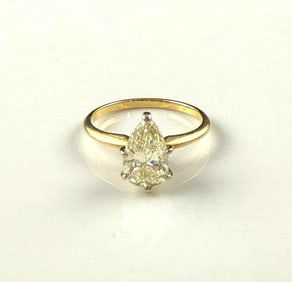 14k Diamond Ring with Pear Shaped Diamond