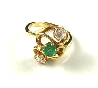 14k Yellow Gold Ring with Green Stone and Diamonds