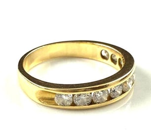 14k Yellow Gold Ring with Ten Small Diamonds