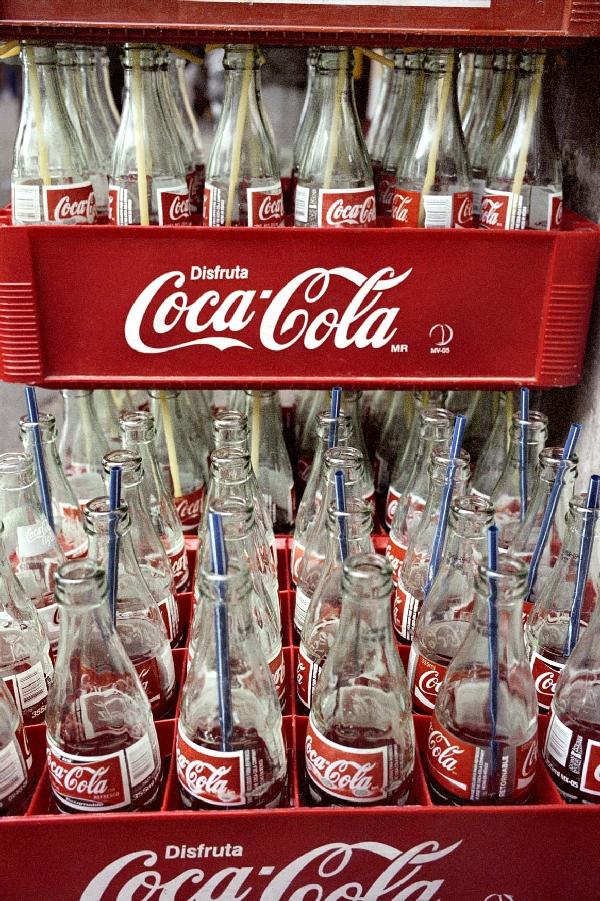 Arthur Belebeau: "Coca Cola 2008", Size: 11x14, Edition: 1/27