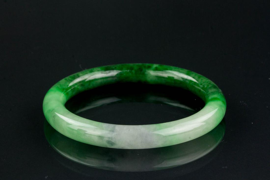 Burma Green Jadeite Bangle with GIA Certificate (1 of 11)