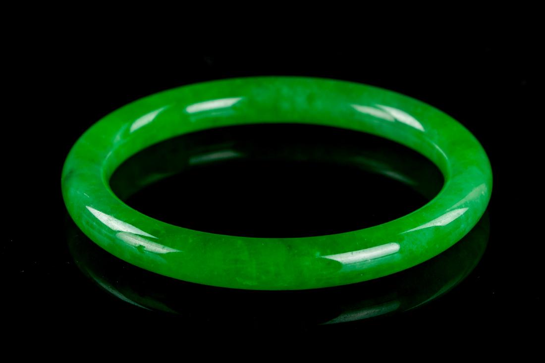 Burma Green Jadeite Carved Bangle GIA Certificate (1 of 4)