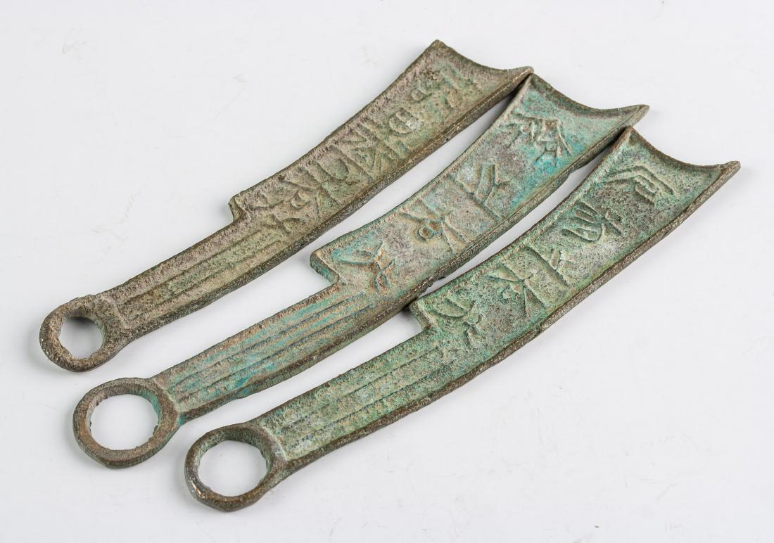 400-220 BC Chinese Qi State Knife Money 3 Assorted (1 of 5)
