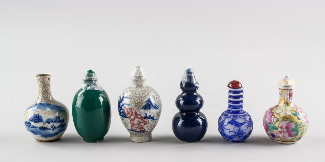 6 Assorted Chinese Snuff Bottles (1 of 7)