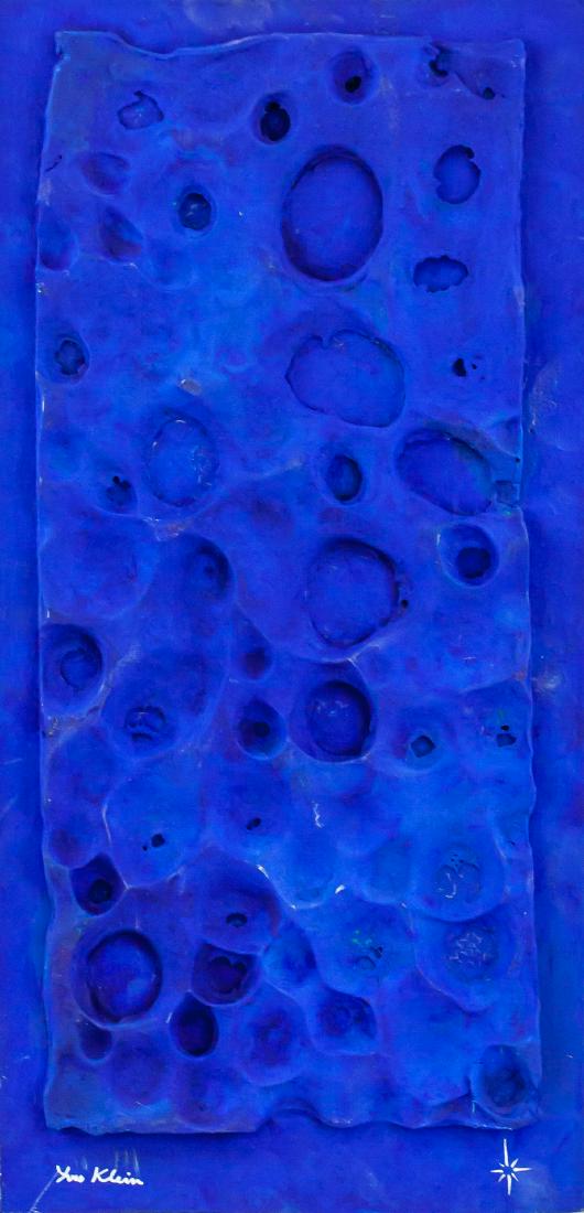 Yves Klein French Minimalism Nouveau Mixed Media: Mixed media. Signed Yves Klein (1928-1962, French) on the lower left corner. Inscribed 0084/12 in pencil on Beiersdorf Gallery label affixed to verso. 49 x 24 cm (19.3 x 9.5 inches). PROVENANCE: Priva