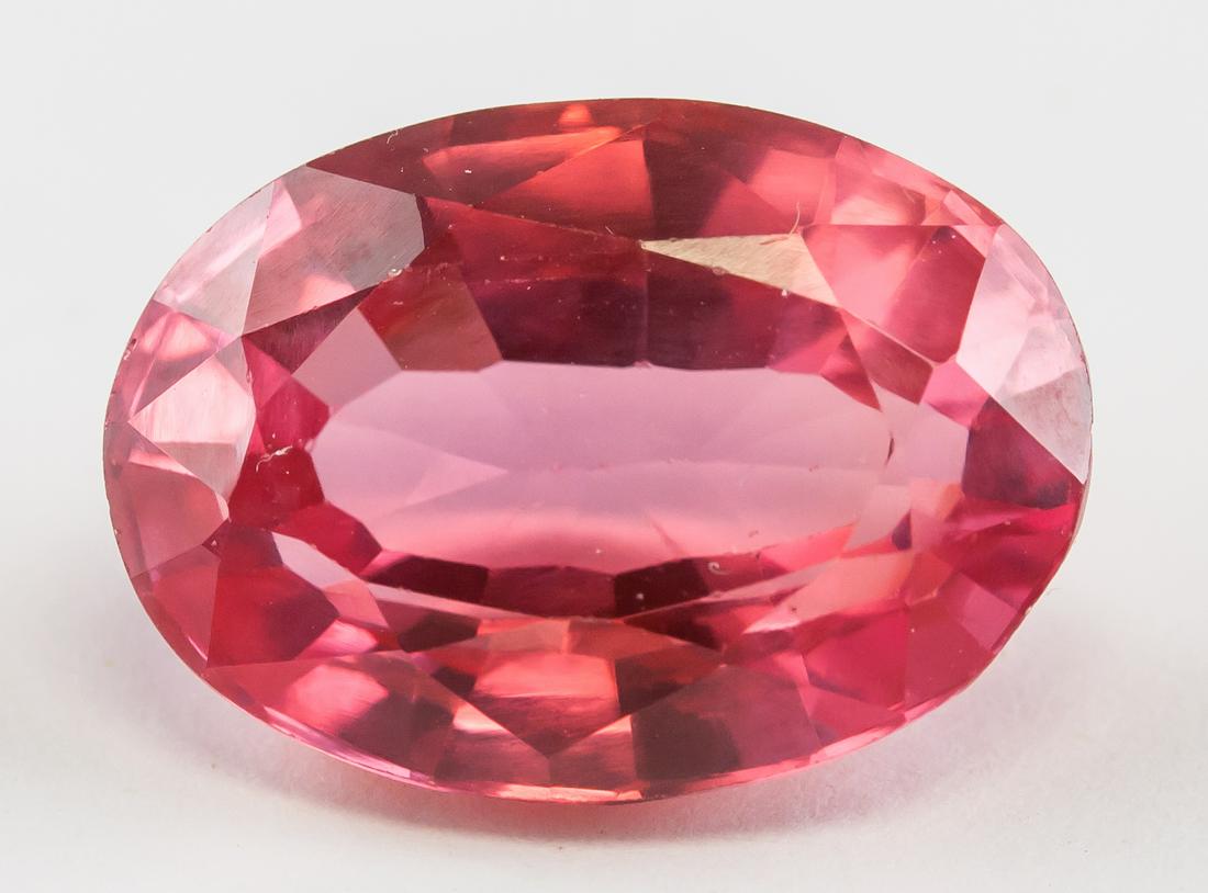 15.55ct Oval Cut Pinkish Orange Sapphire GGL (1 of 4)