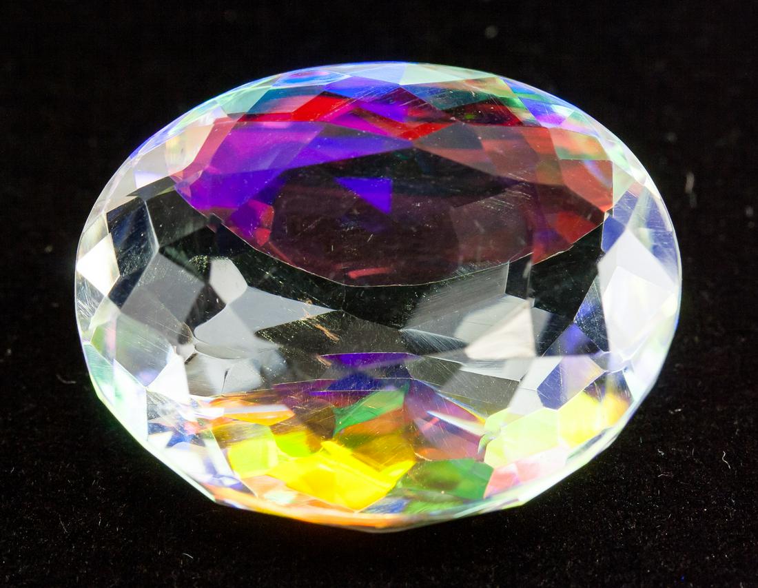 61.55CT OVal Cut Rainbow Mystic Quartz Gemstone GG (1 of 4)
