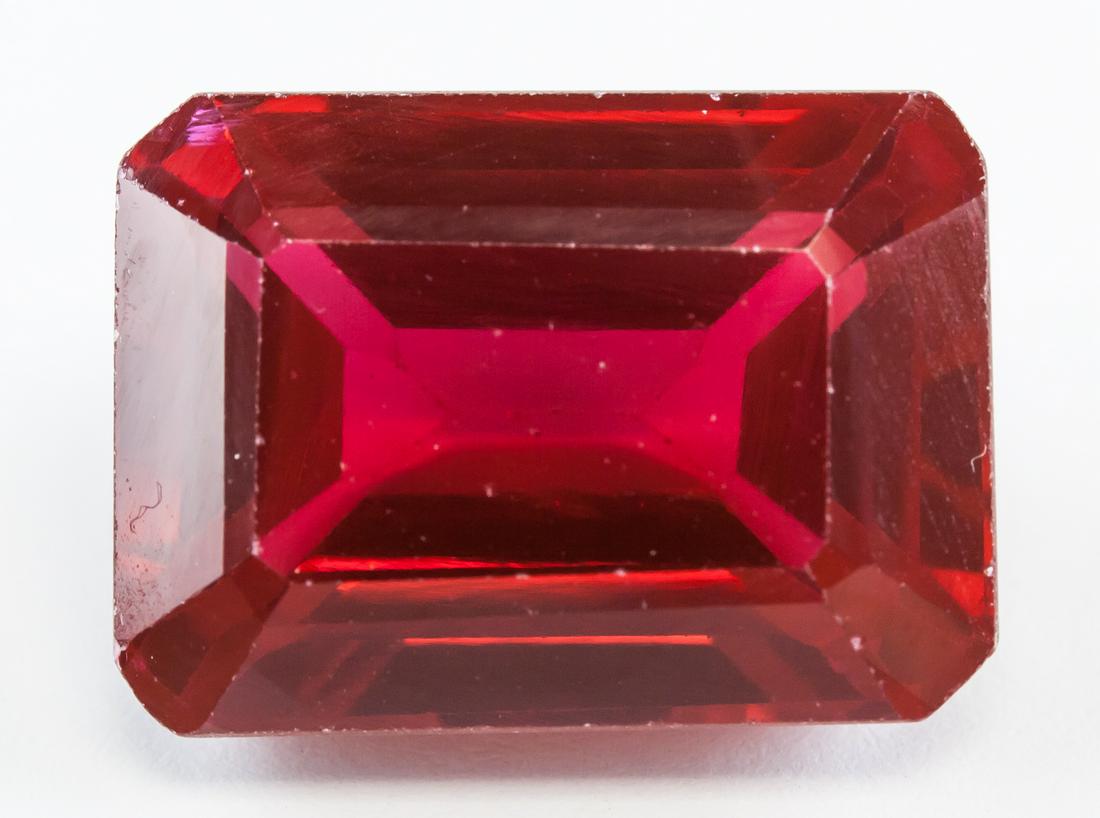 38.85ct Emerald Cut Blood Red Ruby Gemstone GGL (1 of 4)
