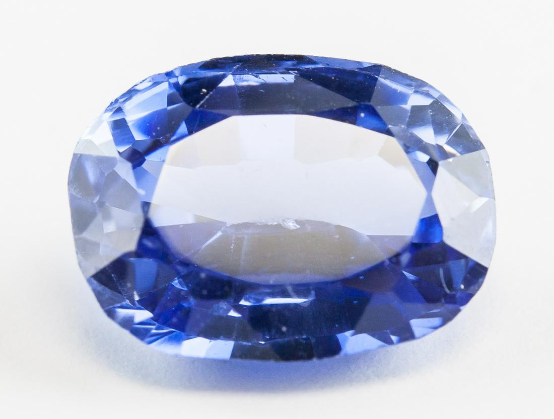 10.50ct Oval Cut Royal Blue Natural Sapphire GGL (1 of 4)