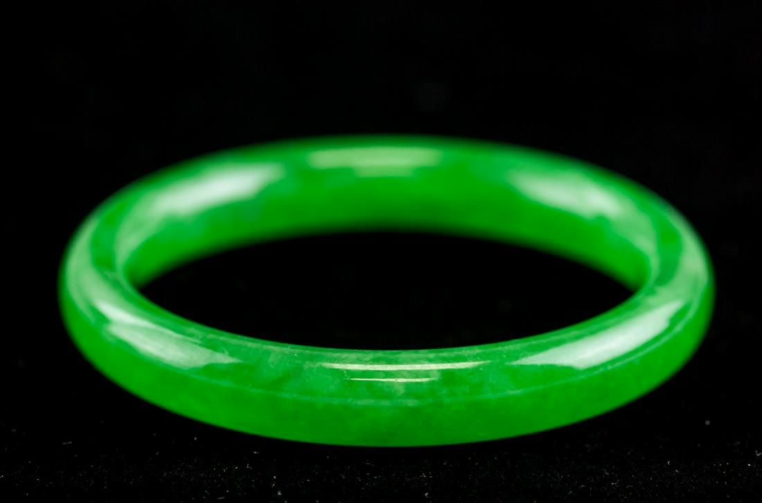 Burma Green Jadeite Carved Bangle GIA COA (1 of 6)