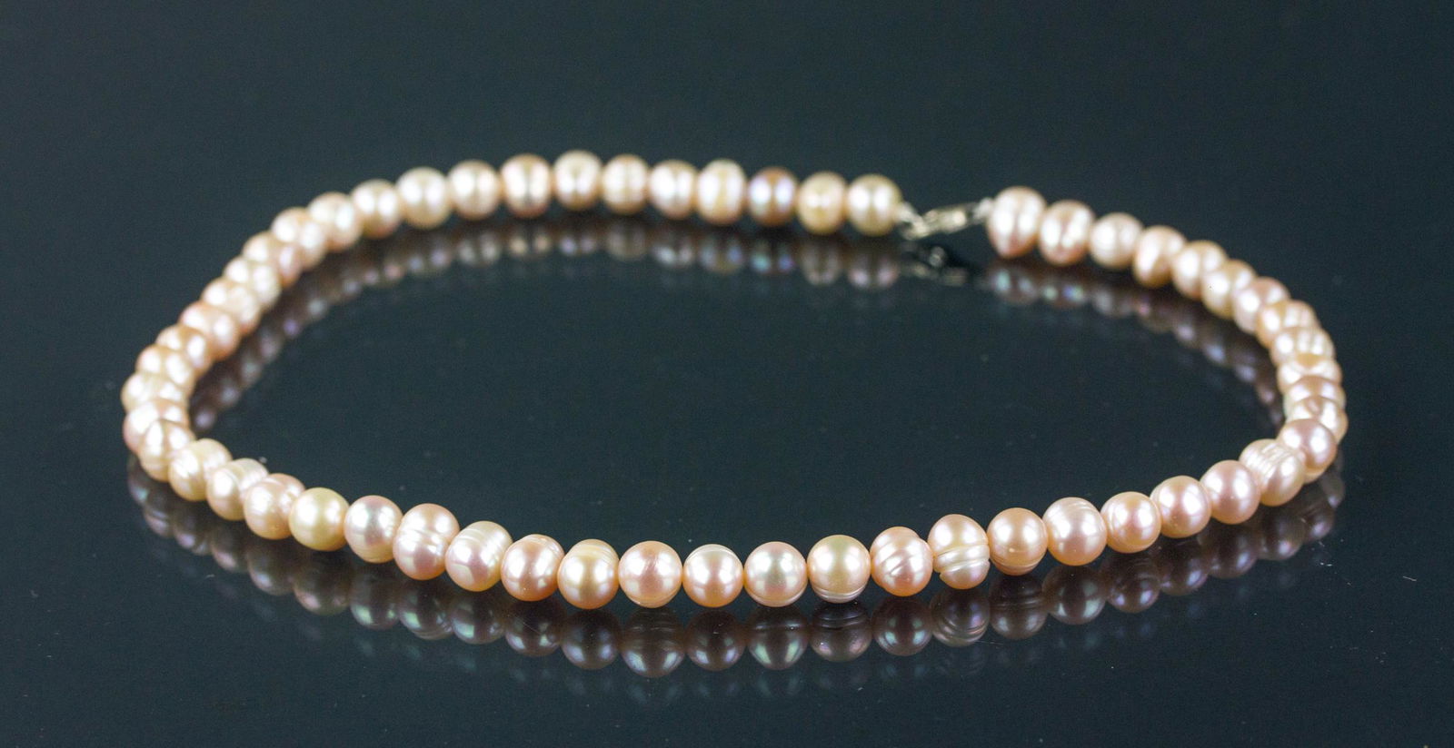 Chinese Natural Seal Pearl Necklace (1 of 3)