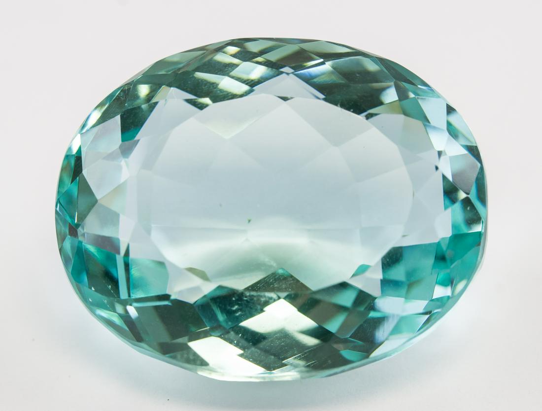 107.50ct Oval Cut Blue Natural "Aquamrine" GGL (1 of 4)