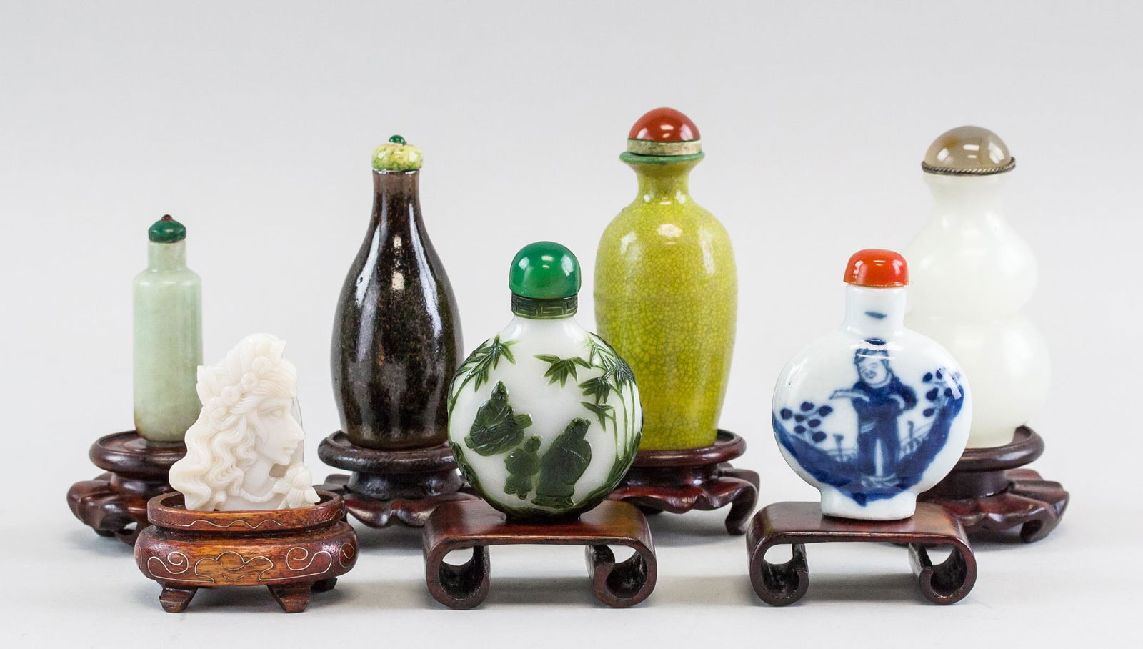 Lot of 7 Chinese Stone Glass Ceramic Snuff Bottles (1 of 12)