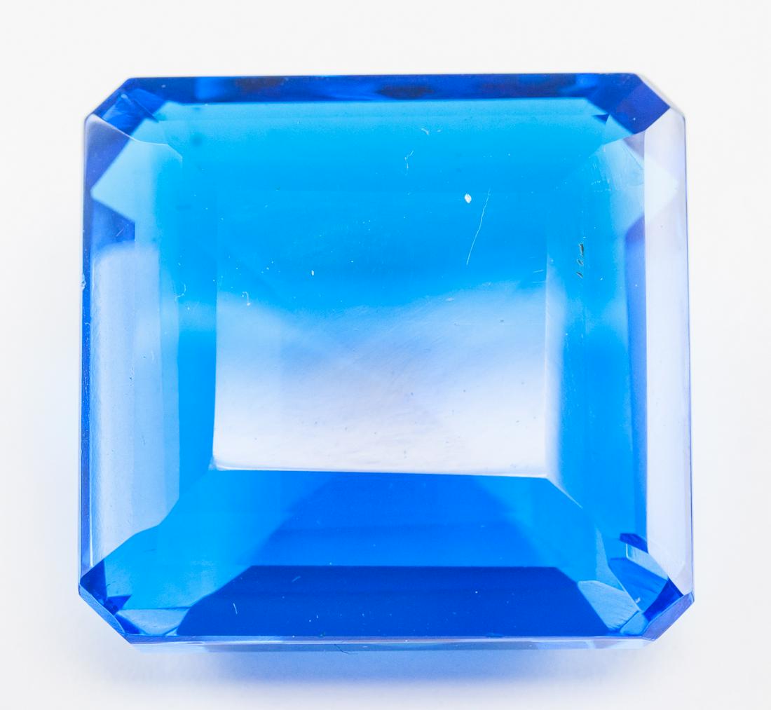 95.75ct Emerald Cut Blue Tanzanite GGL (1 of 4)