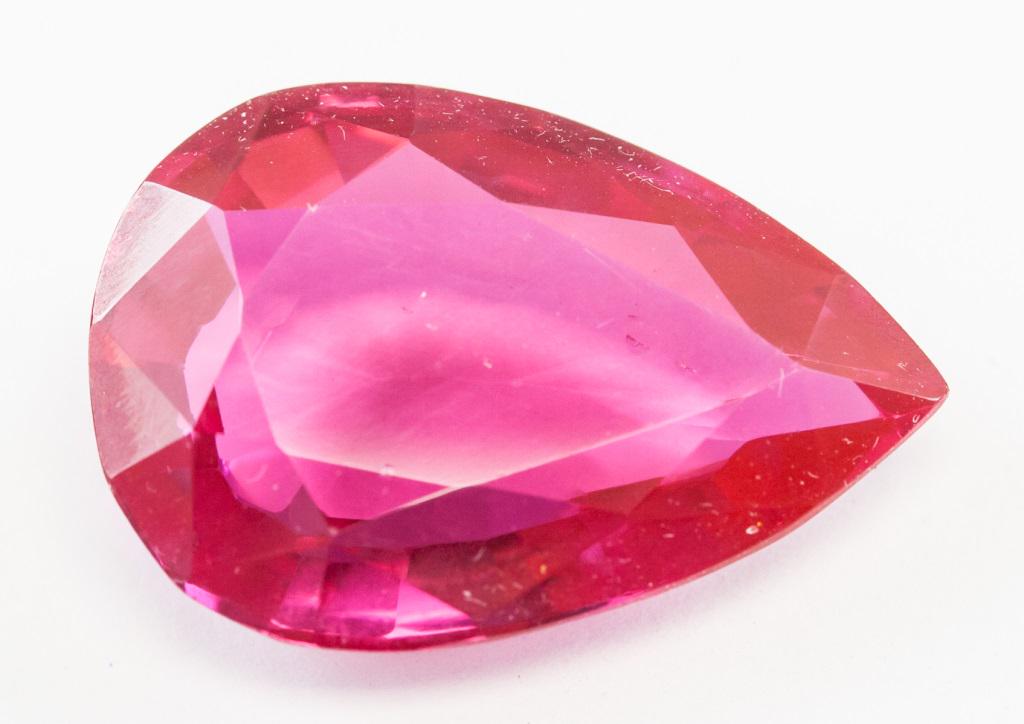 47.40ct Pear Cut Pink Natural Ruby GGL (1 of 4)