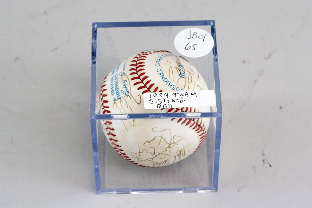 Baseball 1989 New York Team's Autographs (1 of 5)