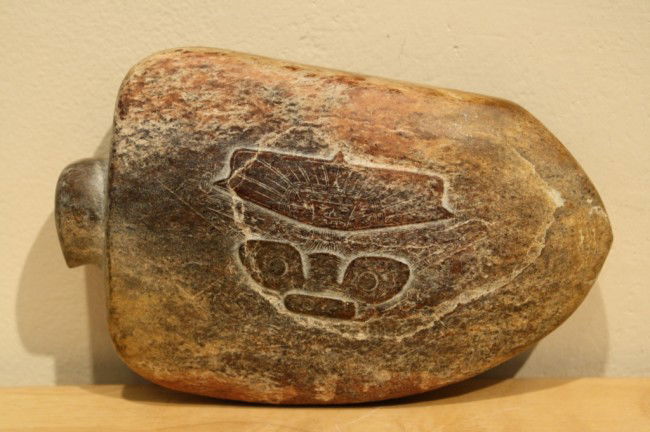 Chinese stone carved sculpture, H: 6 3/4, W : 4 1/: Chinese stone carved sculpture, H: 6 3/4, W : 4 1/4 Chinese Very Old Antique Jade Carved with Human Face.